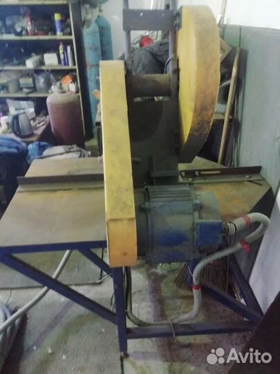 Отрезной станок по металлу