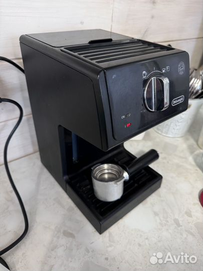 Кофемашина delonghi рожковая