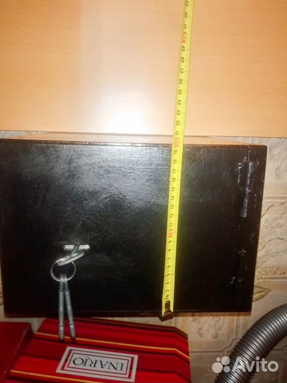 Сейф металлический