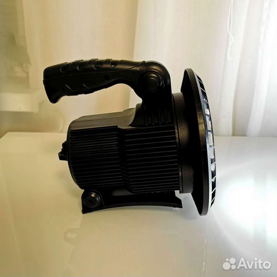 Фонарь прожектор рассеянный свет