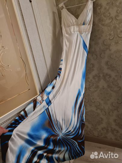 Вечернее платье в пол 42