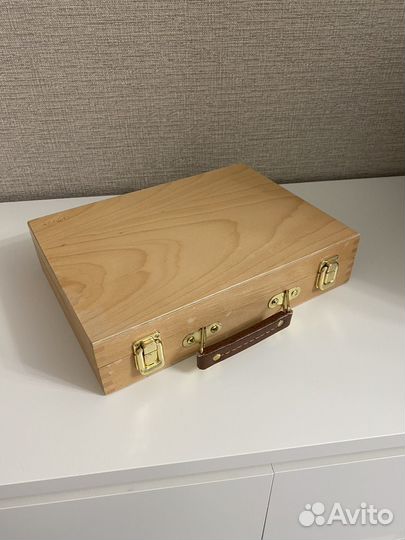 Ящик художника/Toolbox
