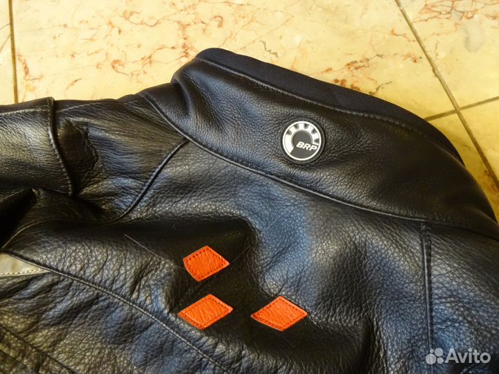 Костюмы для мотоцикла и квадро. Фирмы CAN-AM (BRP)