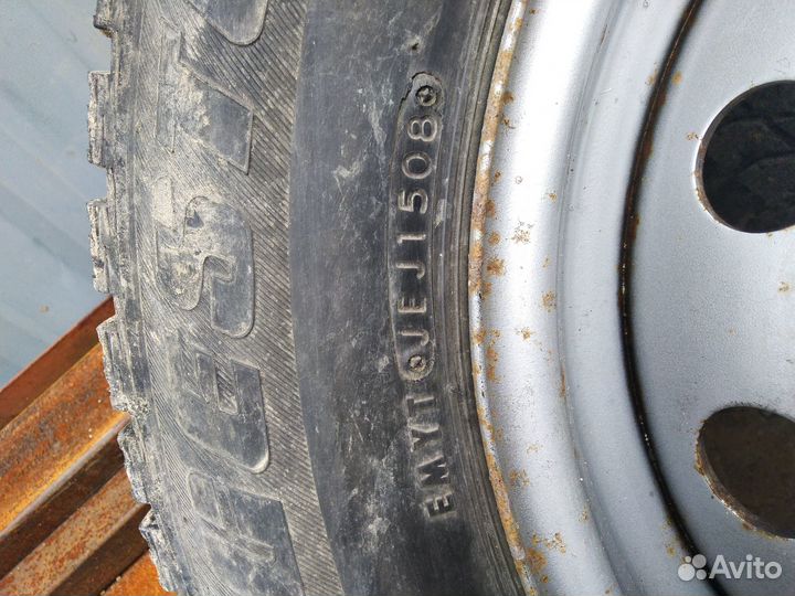 Bridgestone Ice Cruiser 5000 205/70 R15