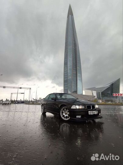 Предоставлю автомобиль для размещения рекламы