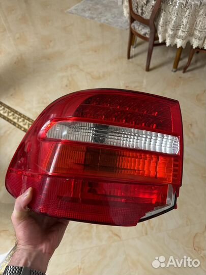 Фонарь задний левый