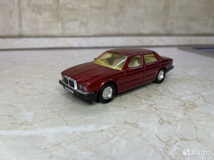 Модель автомобиля