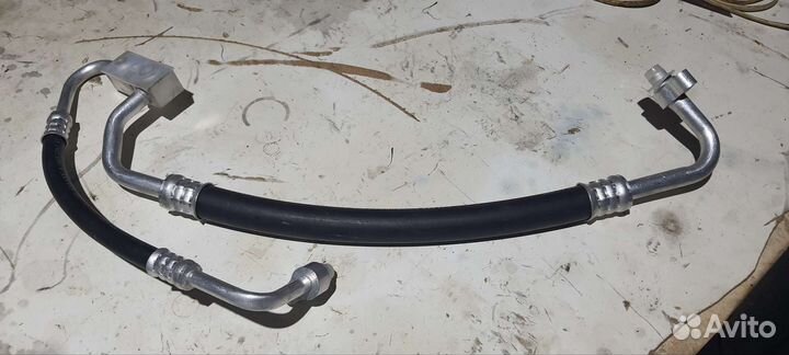 Трубка кондиционера Ford focus 1 1.8л 1094322