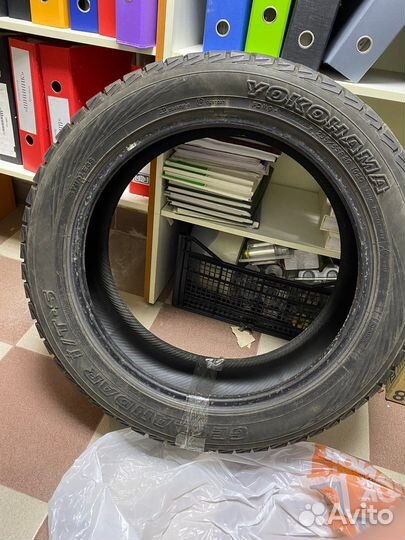 Yokohama 104ZR 235/55 R20