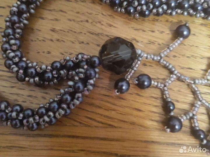 Украшение из бисера