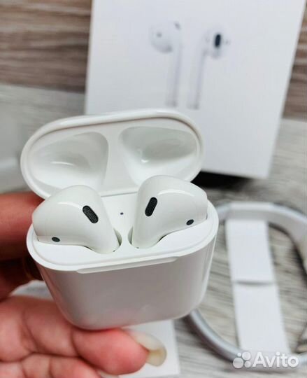 Bluetooth-гарнитура AirPods 2 (Оригинал)