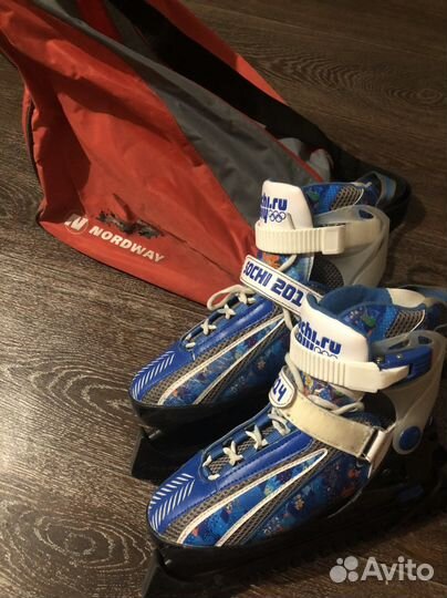 Коньки хоккейные