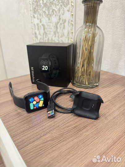 Смарт-часы Xiaomi Mi Watch Lite