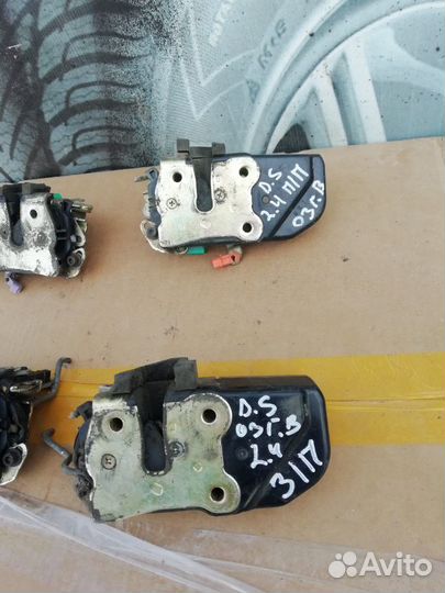 Замки дверные Chrysler Sebring Dodge Stratus 2001