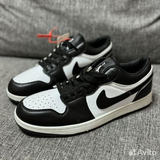 Nike Air Jordan 1 Low (43 Размер)