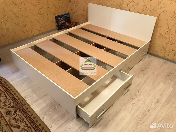Кровать двухспальная