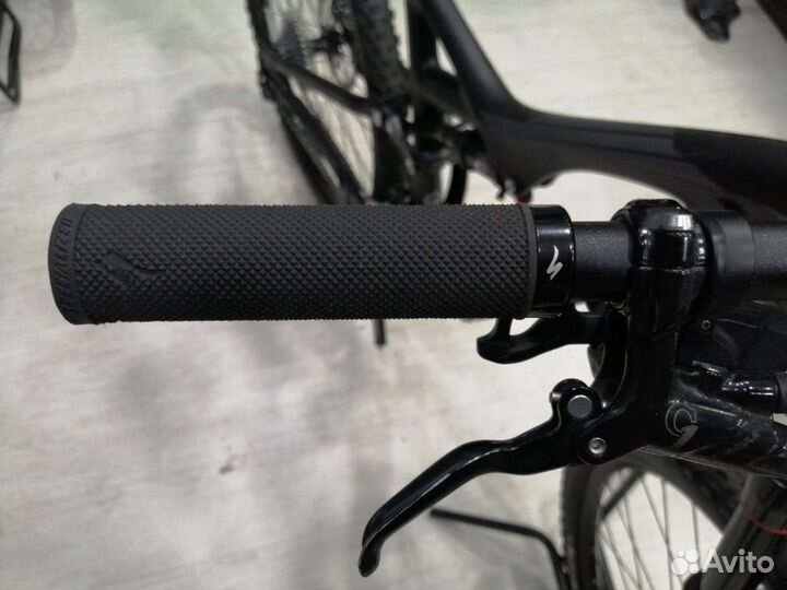 Велосипед specialized stumpjumper carbon