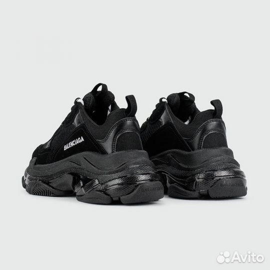 Balenciaga Triple S Black