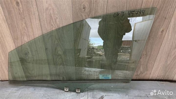 Стекло двери передней левой EG2159510B