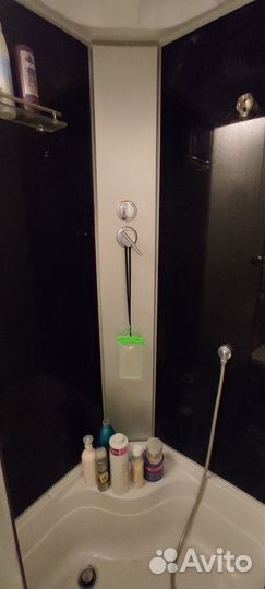 Душевая кабина 90х90 угловая