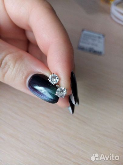 Серебряные серьги пусеты