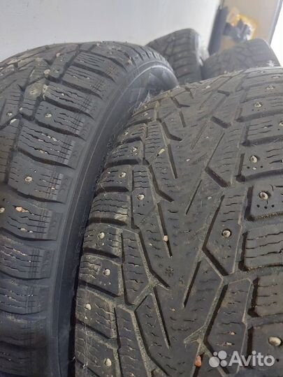 Nordman 7 215/60 R17