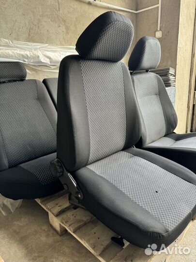 Комплект сидений на LADA Лада