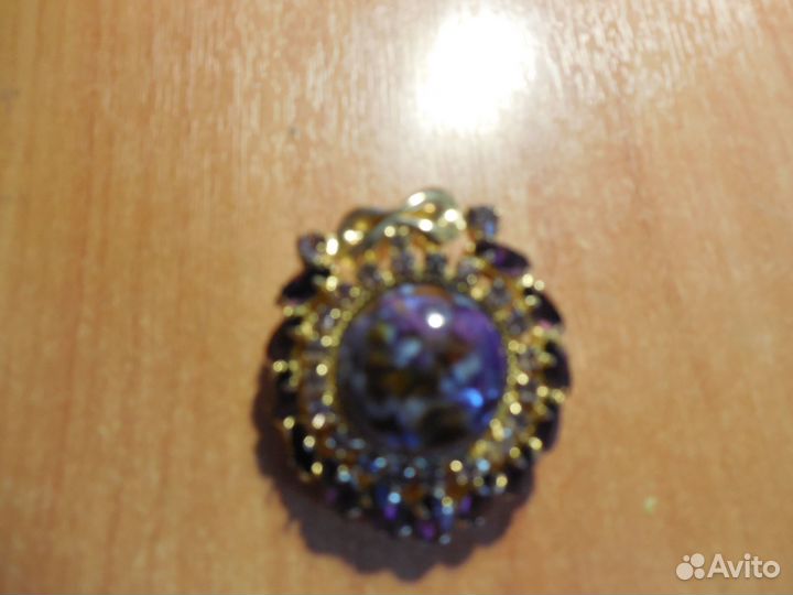 Брошь брошка