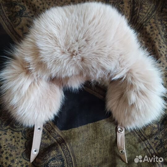 Меховая шапка-ушанка
