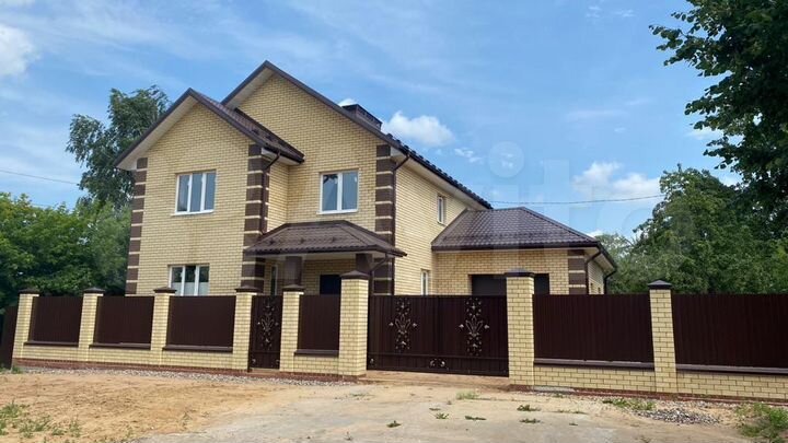 Коттедж 225 м² на участке 7,3 сот.