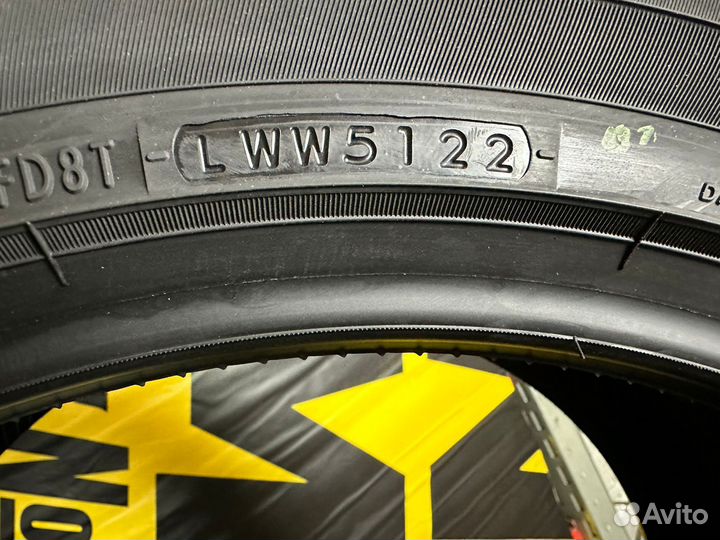 Yokohama Advan Sport V107 245/40 R19 98Y