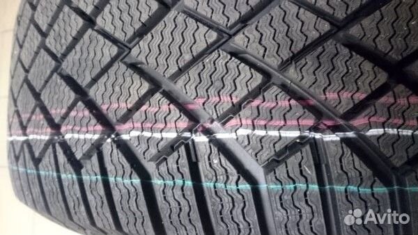 Continental ContiVikingContact 7 255/35 R19 96T