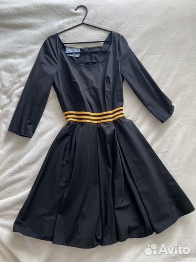 Платье prada черное 44 размер