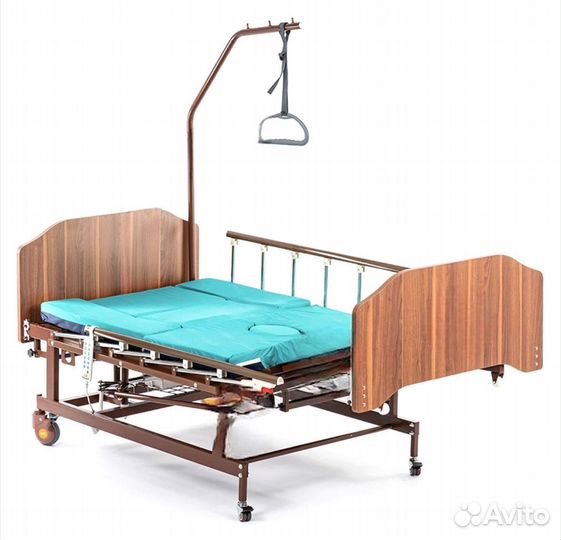 Медицинская кровать для инвалидов