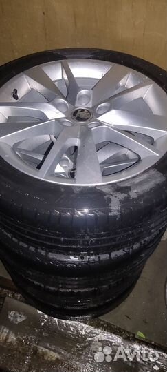 Колесные диски r17 Шкода Октавия а7 оригинал