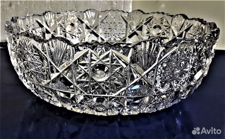 Большая хрустальная ваза для фруктов