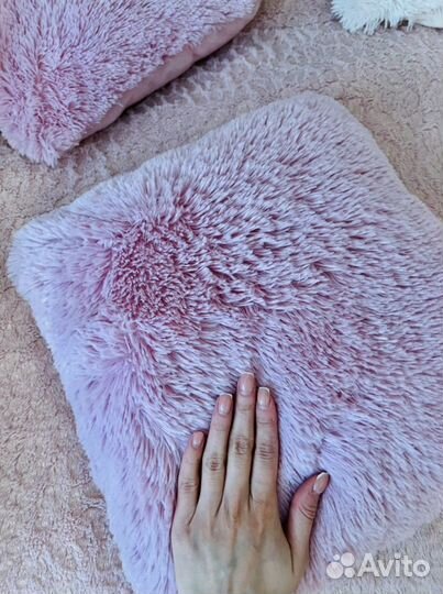 Подушки меховые hoff