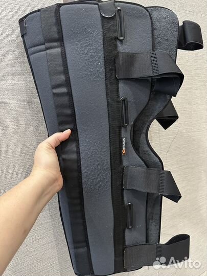 Коленный ортез