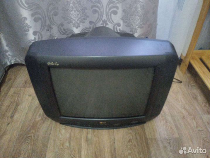 Телевизор бу lg