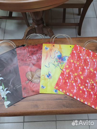 Пакеты подарочные ламинированные в ассортименте