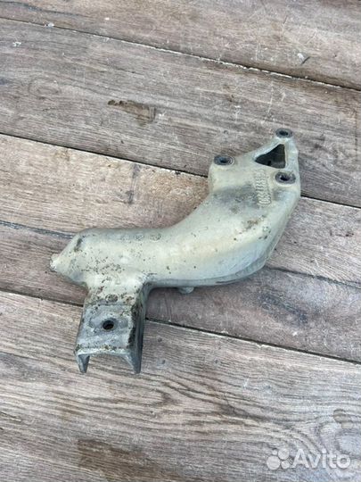 Крепление двигателя Peugeot 206 206 1.4 2008