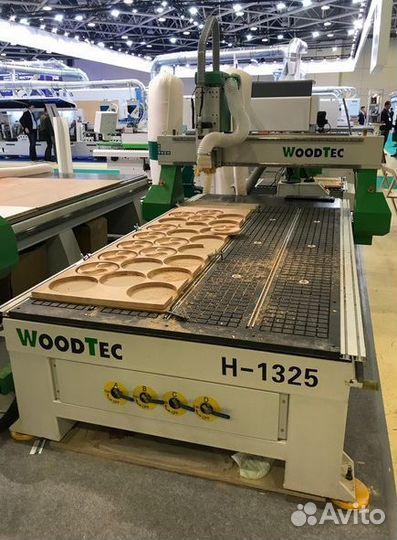 Фрезерно-гравировальный станок WoodTec H 1325