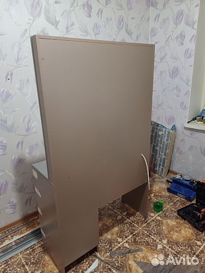 Гримерное зеркало с лампочками