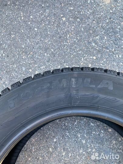 Pirelli Formula Ice 235/60 R18 107T