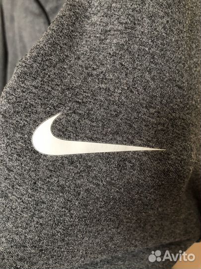 Лонгслив nike