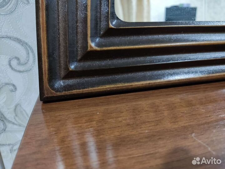 Зеркало для туалетного столика
