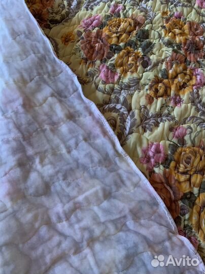 Покрывало на кровать новое 2.0*1.9м