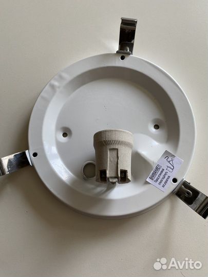 Светильник потолочный