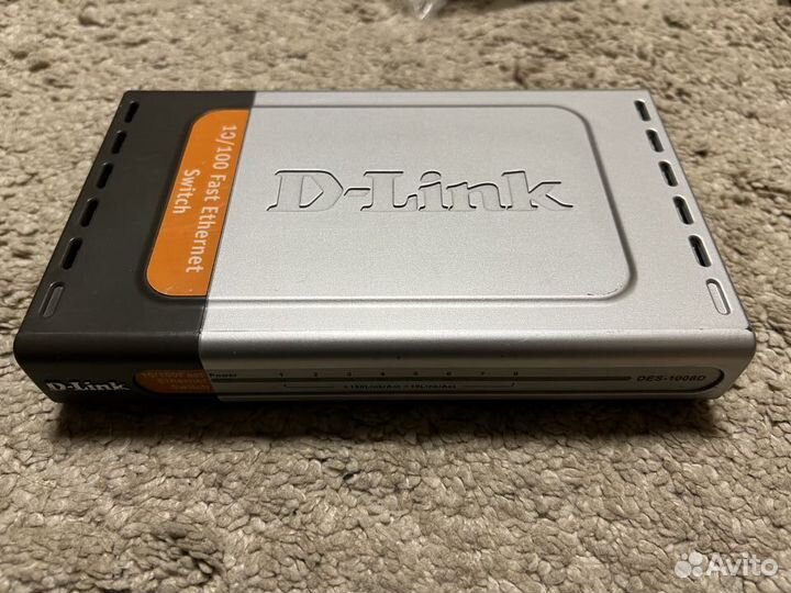 Коммутатор D-Link DES-1008D