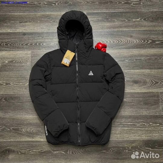 Пуховик Nike ACG: тепло и стиль